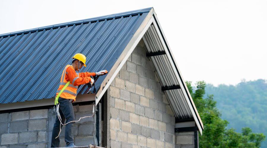 Professional residential roofers in Yantis, TX